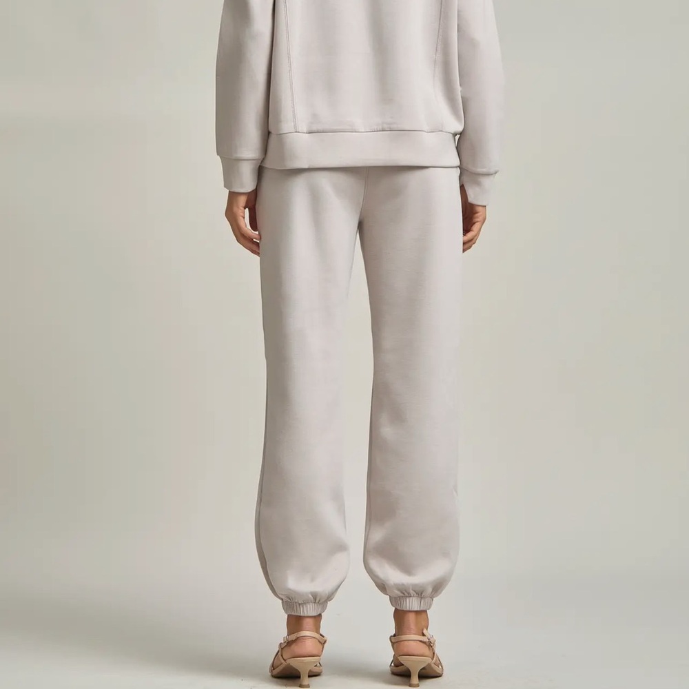Elegant Beige/Grey Women's Three Quarter Zip and Joggers - Picture 6 of 6